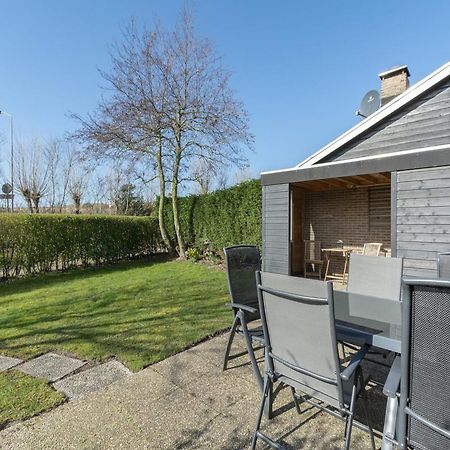 Exquisite Bungalow By The Sea Sint Maartensvlotbrug Exterior photo